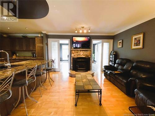 37 Cloutier Street, Saint-Jacques, NB - Indoor Photo Showing Living Room