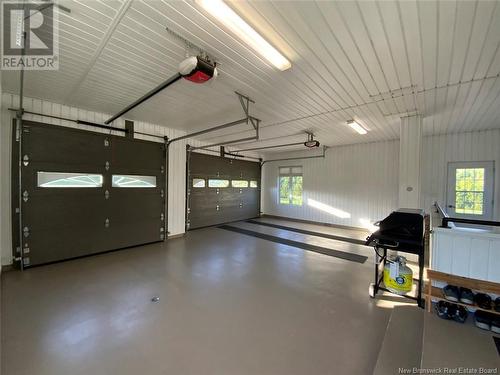 37 Cloutier Street, Saint-Jacques, NB - Indoor Photo Showing Garage