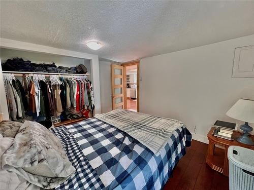 324 Billiter Avenue, Princeton, BC - Indoor Photo Showing Bedroom