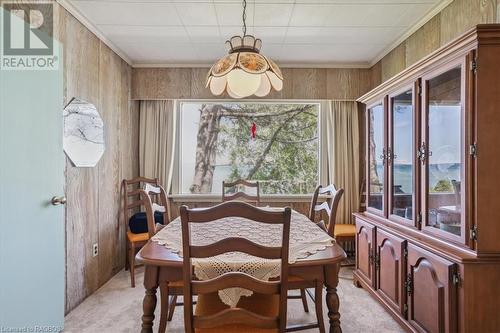 318397 Grey Rd 1, Georgian Bluffs, ON - Indoor Photo Showing Dining Room