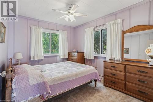 318397 Grey Rd 1, Georgian Bluffs, ON - Indoor Photo Showing Bedroom