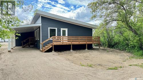 210 Coulthard Street, Conquest, SK - Outdoor