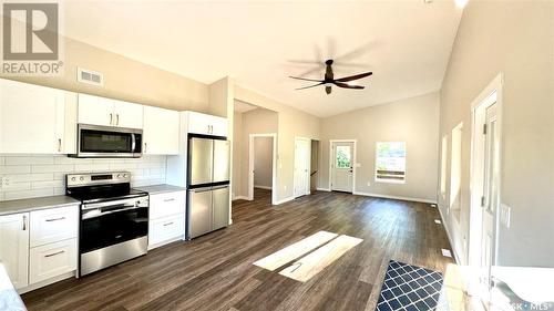 210 Coulthard Street, Conquest, SK - Indoor Photo Showing Kitchen