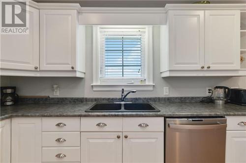 12 Oakcroft Crescent, Moncton, NB - Indoor Photo Showing Kitchen With Double Sink