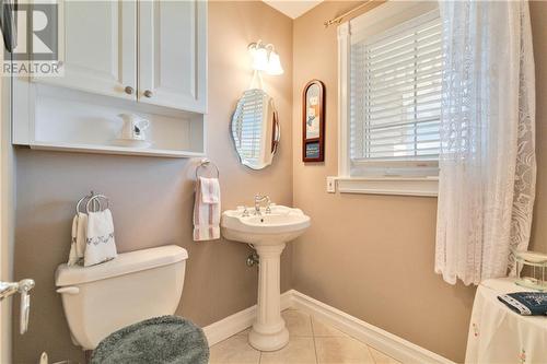 12 Oakcroft Crescent, Moncton, NB - Indoor Photo Showing Bathroom