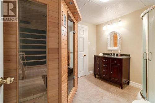 12 Oakcroft Crescent, Moncton, NB - Indoor Photo Showing Bathroom