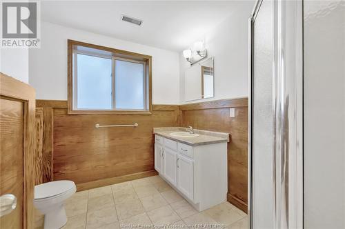 12 Baker, Amherstburg, ON - Indoor Photo Showing Bathroom