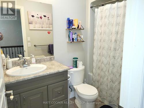 22 Cottonwood Drive, Belleville, ON - Indoor Photo Showing Bathroom