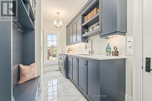 161 Perryman Court, Erin, ON - Indoor Photo Showing Kitchen