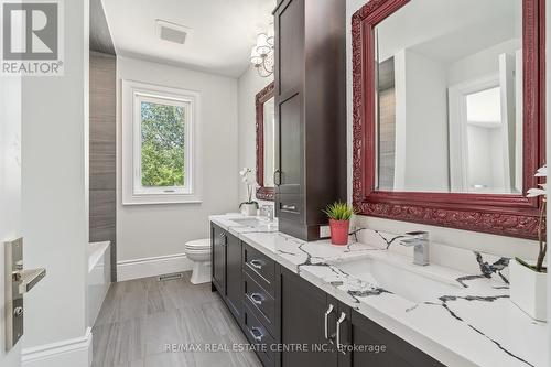 161 Perryman Court, Erin, ON - Indoor Photo Showing Bathroom