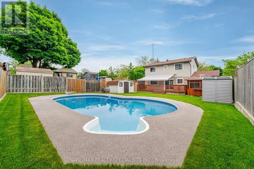 349 Kristin Grove, Mississauga, ON - Outdoor With In Ground Pool With Backyard