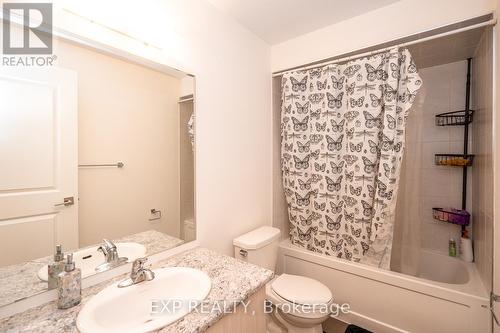 72 Pearman Crescent, Brampton, ON - Indoor Photo Showing Bathroom