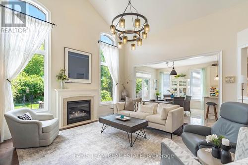 9 Philson Court, Innisfil, ON - Indoor Photo Showing Living Room With Fireplace