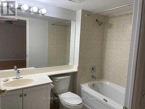 2114 - 35 Kingsbridge Garden Circle E, Mississauga, ON - Indoor Photo Showing Bathroom