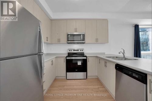 59 - 9450 The Gore Road, Brampton, ON - Indoor Photo Showing Kitchen With Double Sink