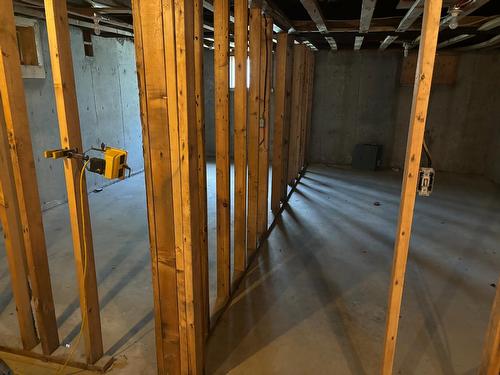 677 65Th Avenue, Grand Forks, BC - Indoor Photo Showing Basement