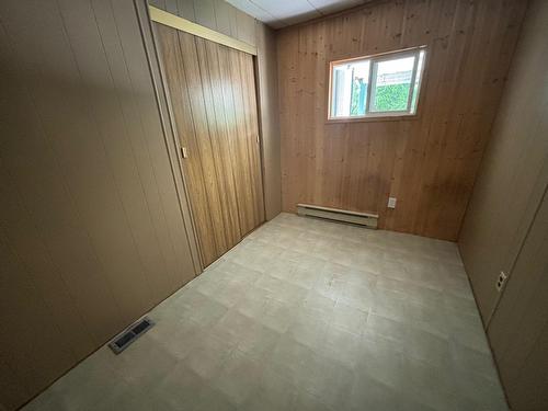 677 65Th Avenue, Grand Forks, BC - Indoor Photo Showing Other Room