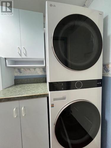 628 6Th Avenue, Vernon, BC - Indoor Photo Showing Laundry Room