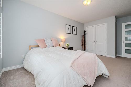 1491 Plains Road W|Unit #11, Burlington, ON - Indoor Photo Showing Bedroom
