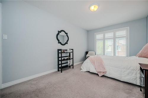 1491 Plains Road W|Unit #11, Burlington, ON - Indoor Photo Showing Bedroom