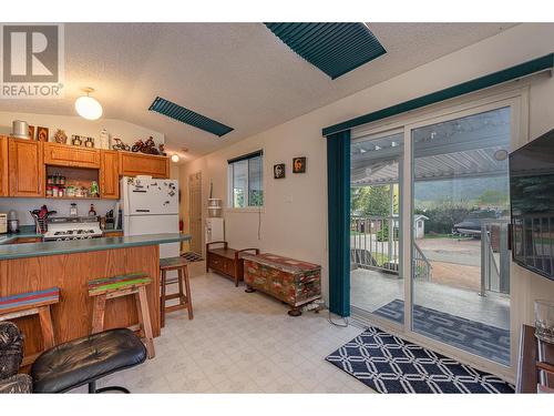 8242 Highway 97A Highway Unit# 13, Sicamous, BC - Indoor Photo Showing Kitchen