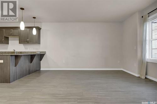 323 1715 Badham Boulevard, Regina, SK - Indoor Photo Showing Kitchen