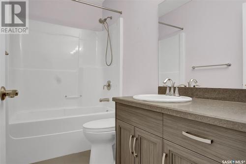 323 1715 Badham Boulevard, Regina, SK - Indoor Photo Showing Bathroom