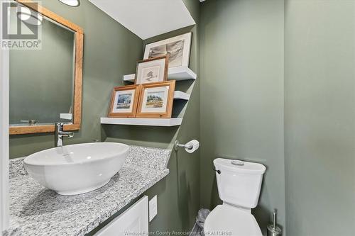 1370 Front Road South, Amherstburg, ON - Indoor Photo Showing Bathroom