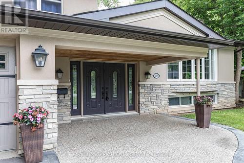 165 Walby Drive, Oakville, ON - Outdoor