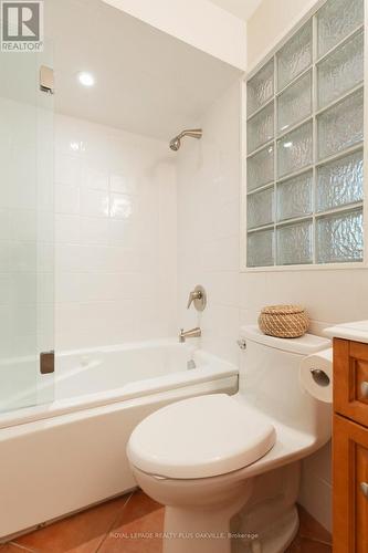 165 Walby Drive, Oakville (Bronte East), ON - Indoor Photo Showing Bathroom