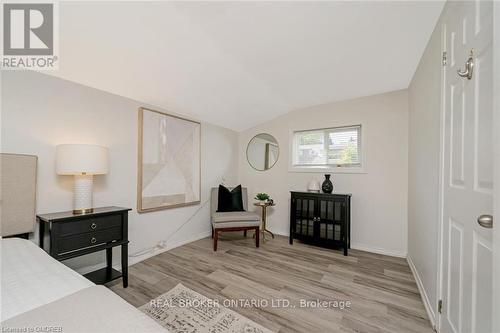 262 Pine Street, Milton, ON - Indoor Photo Showing Bedroom