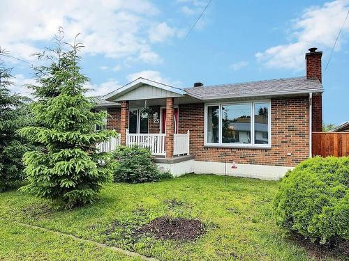 Frontage - 23 Rue Champoux, Notre-Dame-Du-Nord, QC - Outdoor