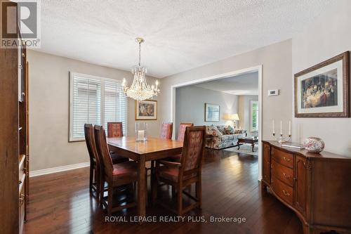 1658 Carolyn Road, Mississauga, ON - Indoor Photo Showing Dining Room