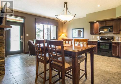 500 Bighorn  Boulevard Unit# 513, Radium Hot Springs, BC - Indoor Photo Showing Dining Room