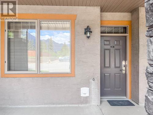 500 Bighorn  Boulevard Unit# 513, Radium Hot Springs, BC - Indoor Photo Showing Other Room