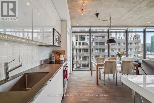 601 - 8 Dovercourt Road, Toronto (Trinity-Bellwoods), ON - Indoor Photo Showing Kitchen