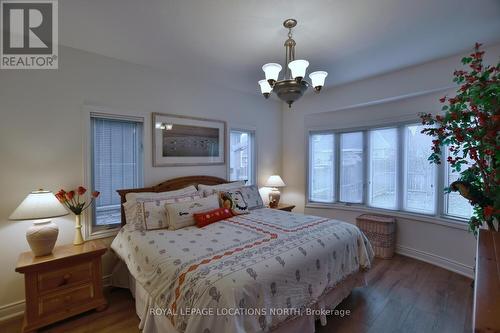 18 Cooper Street, Collingwood, ON - Indoor Photo Showing Bedroom