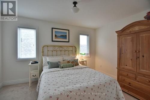 18 Cooper Street, Collingwood, ON - Indoor Photo Showing Bedroom