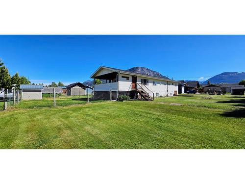 4771 Baillie Grohman Avenue, Canal Flats, BC - Outdoor