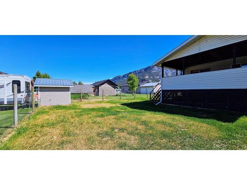 4771 Baillie Grohman Avenue, Canal Flats, BC - Outdoor