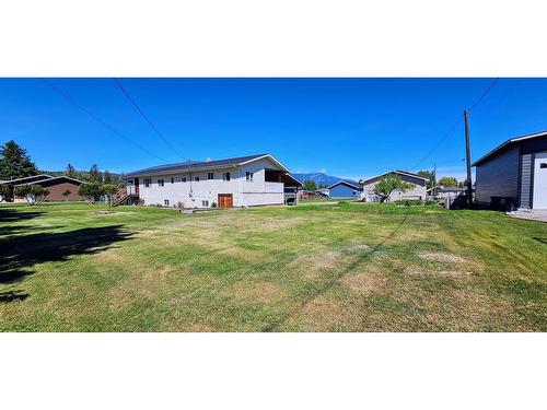 4771 Baillie Grohman Avenue, Canal Flats, BC - Outdoor