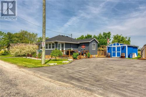 2011 Lakeshore Road, Haldimand, ON - Outdoor