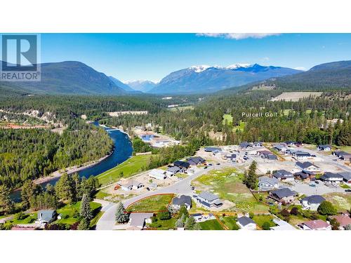 758 St Mary River Drive, Kimberley, BC 