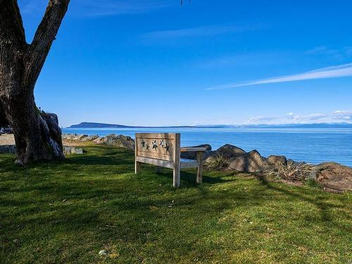 15-5251 Island Hwy West, Qualicum Beach, BC 