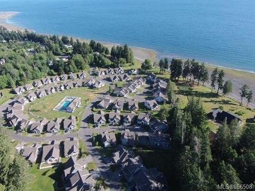 15-5251 Island Hwy West, Qualicum Beach, BC 