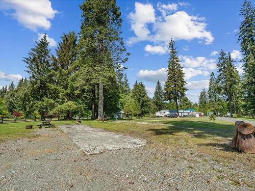 1546 Sayward Rd, Sayward, BC 