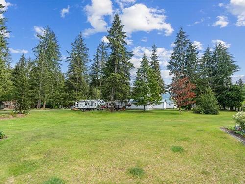 1546 Sayward Rd, Sayward, BC 