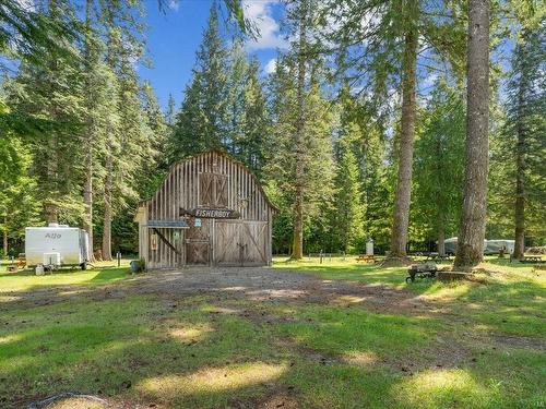 1546 Sayward Rd, Sayward, BC 