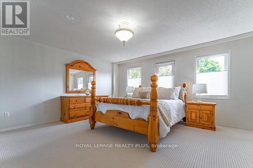 3935 Rushton Crescent, Mississauga, ON - Indoor Photo Showing Bedroom