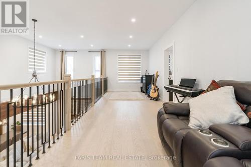 2041 Lilac Drive, Innisfil, ON - Indoor Photo Showing Other Room